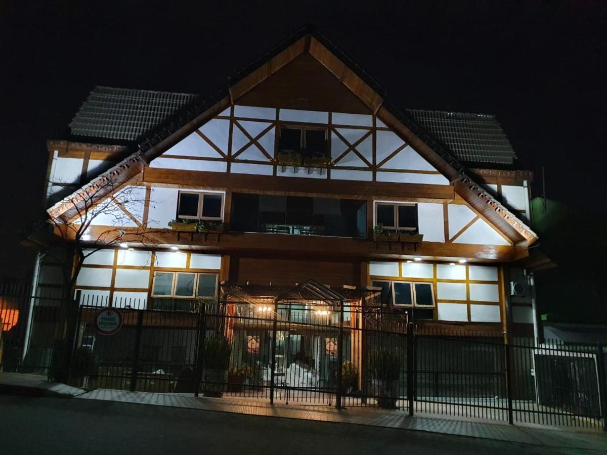 Hotel Chalet Monet - Granja Vianna Котиа Екстериор снимка
