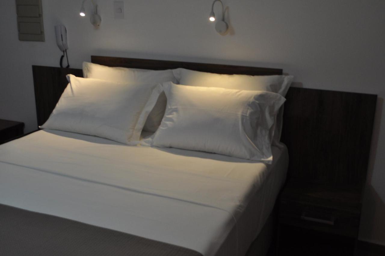 Hotel Chalet Monet - Granja Vianna Котиа Екстериор снимка
