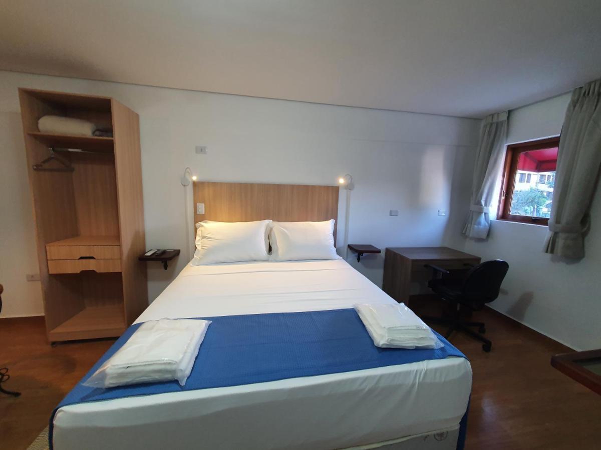 Hotel Chalet Monet - Granja Vianna Котиа Екстериор снимка