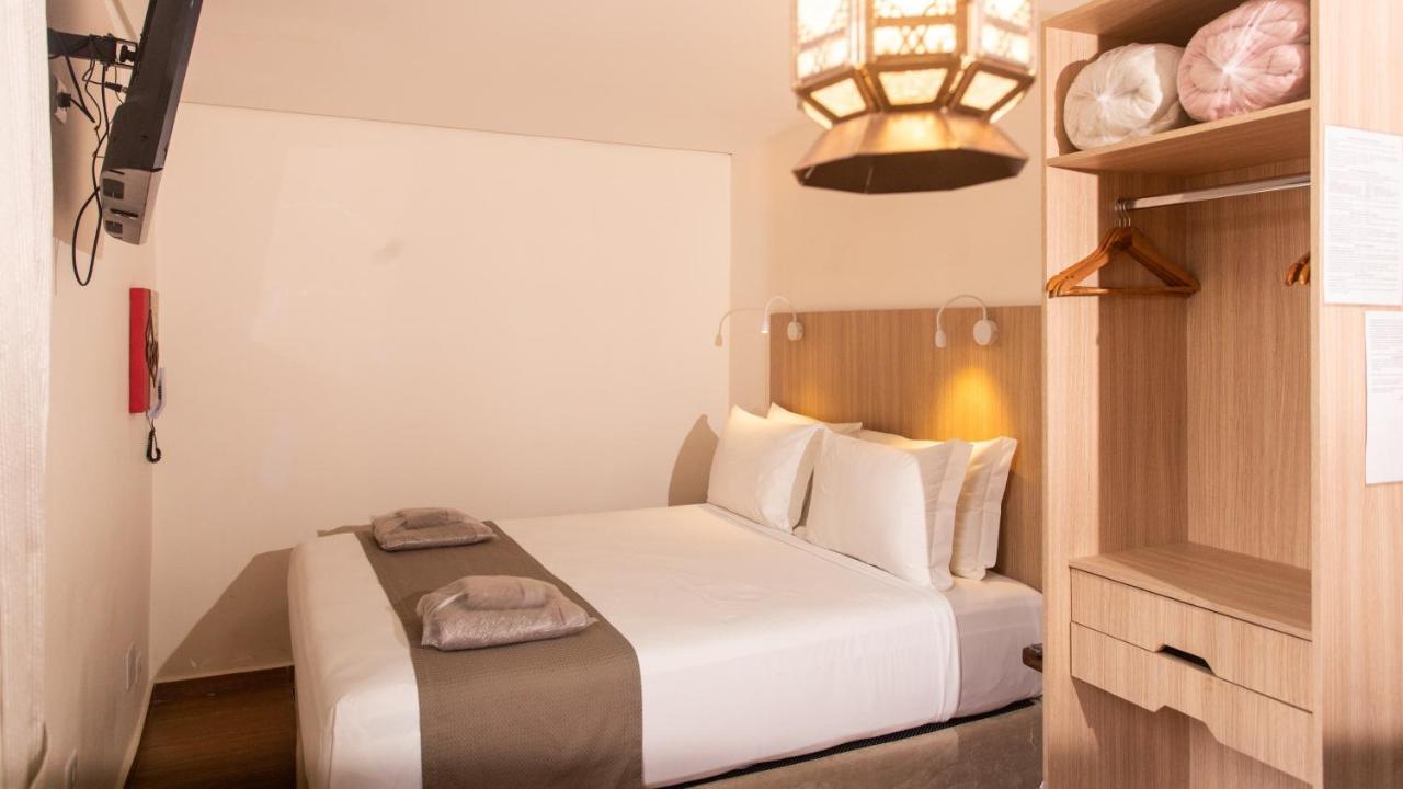 Hotel Chalet Monet - Granja Vianna Котиа Екстериор снимка