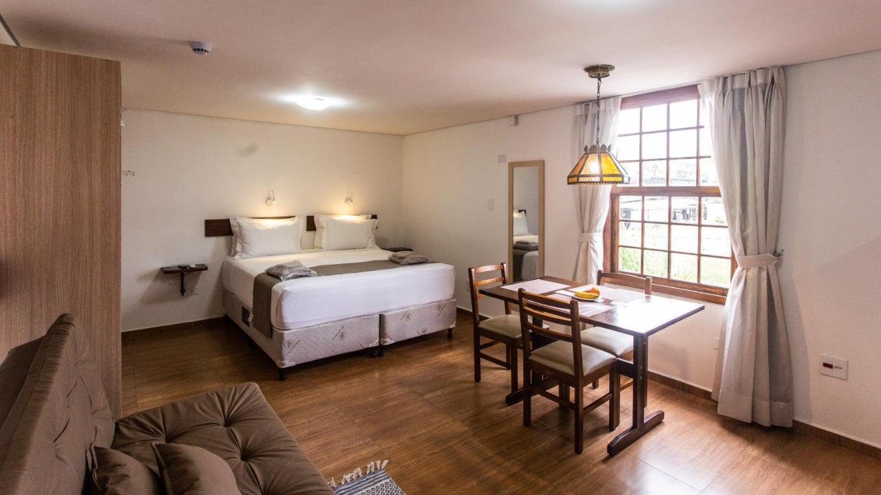 Hotel Chalet Monet - Granja Vianna Котиа Екстериор снимка