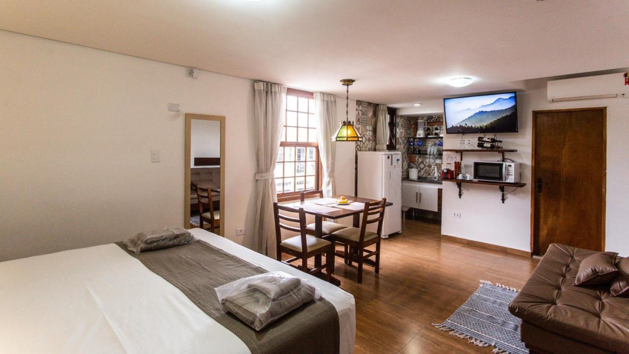Hotel Chalet Monet - Granja Vianna Котиа Екстериор снимка