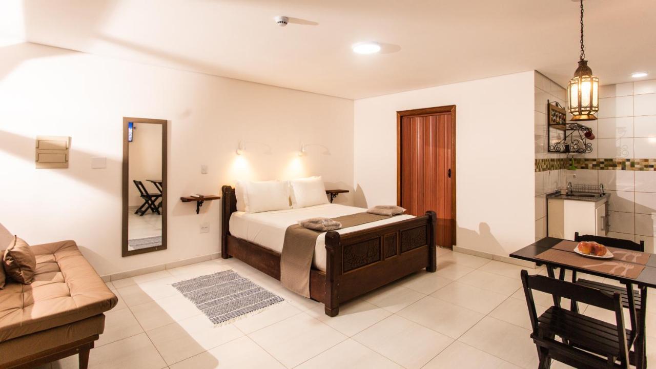 Hotel Chalet Monet - Granja Vianna Котиа Екстериор снимка