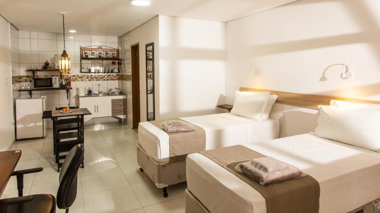 Hotel Chalet Monet - Granja Vianna Котиа Екстериор снимка