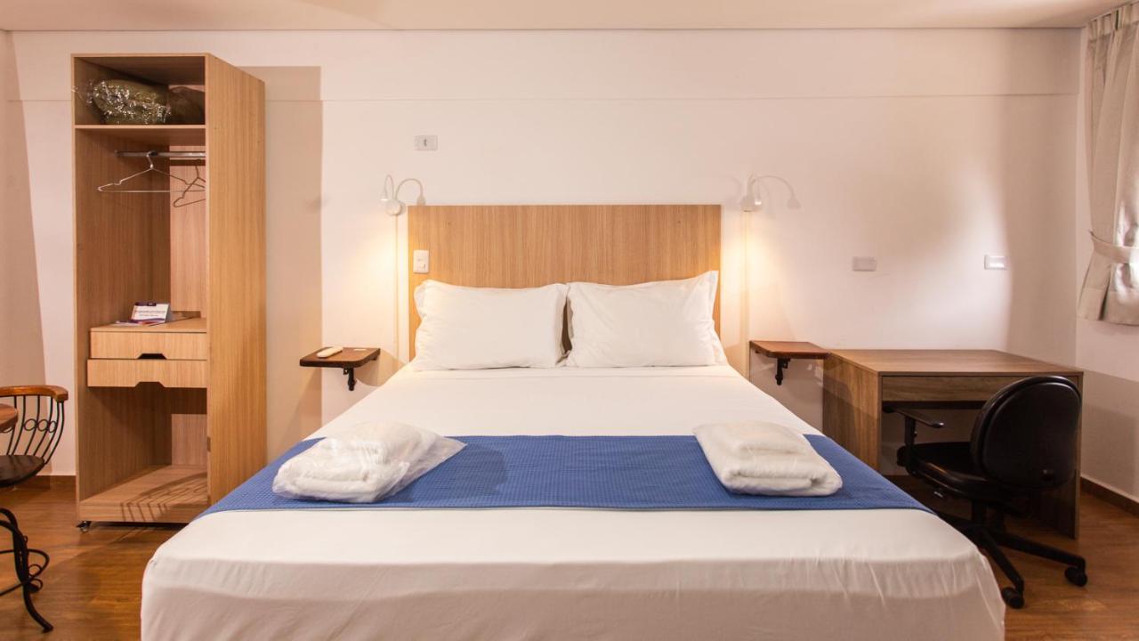 Hotel Chalet Monet - Granja Vianna Котиа Екстериор снимка